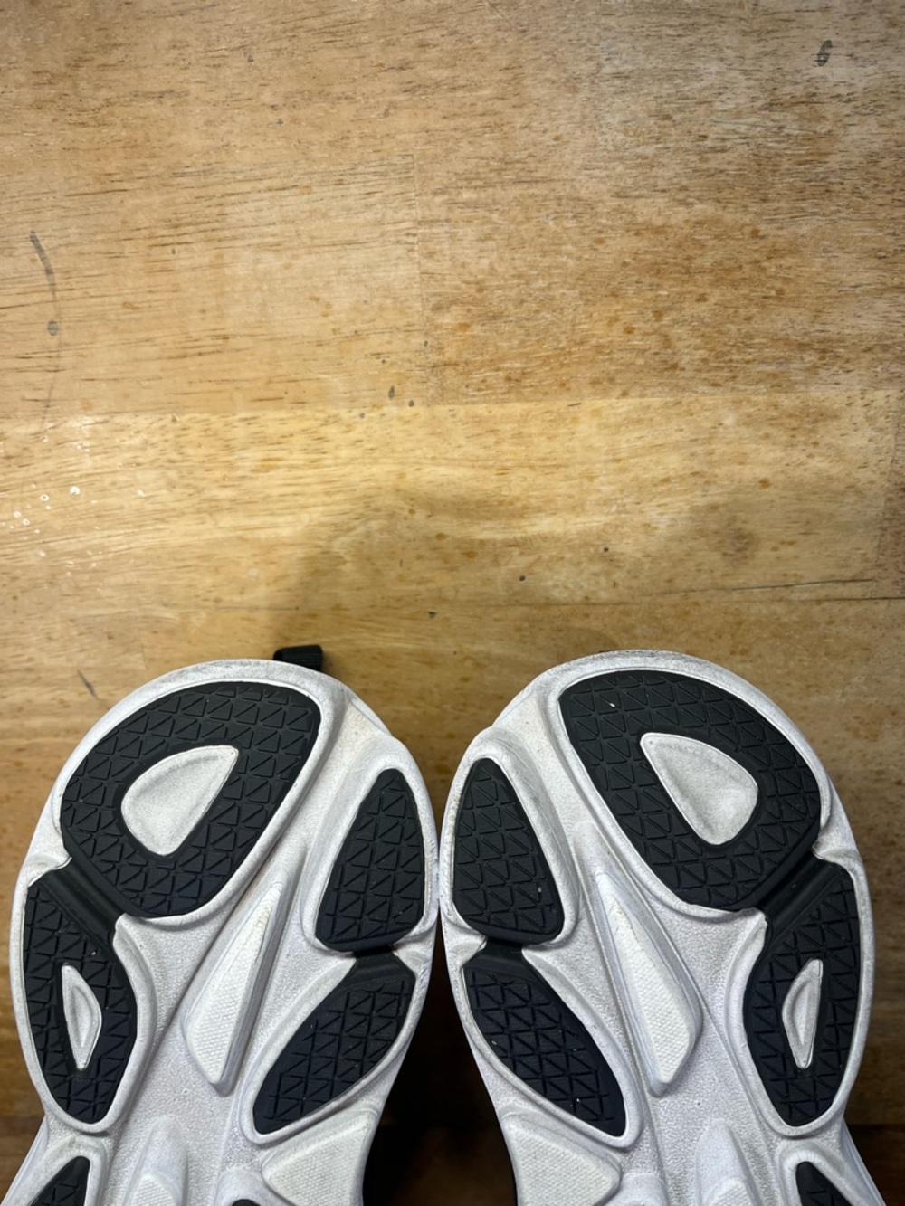 Hoka One One Bondi 8 Womens Size 6.5 Running Shoes Sneakers Black White - Picture 9 of 12